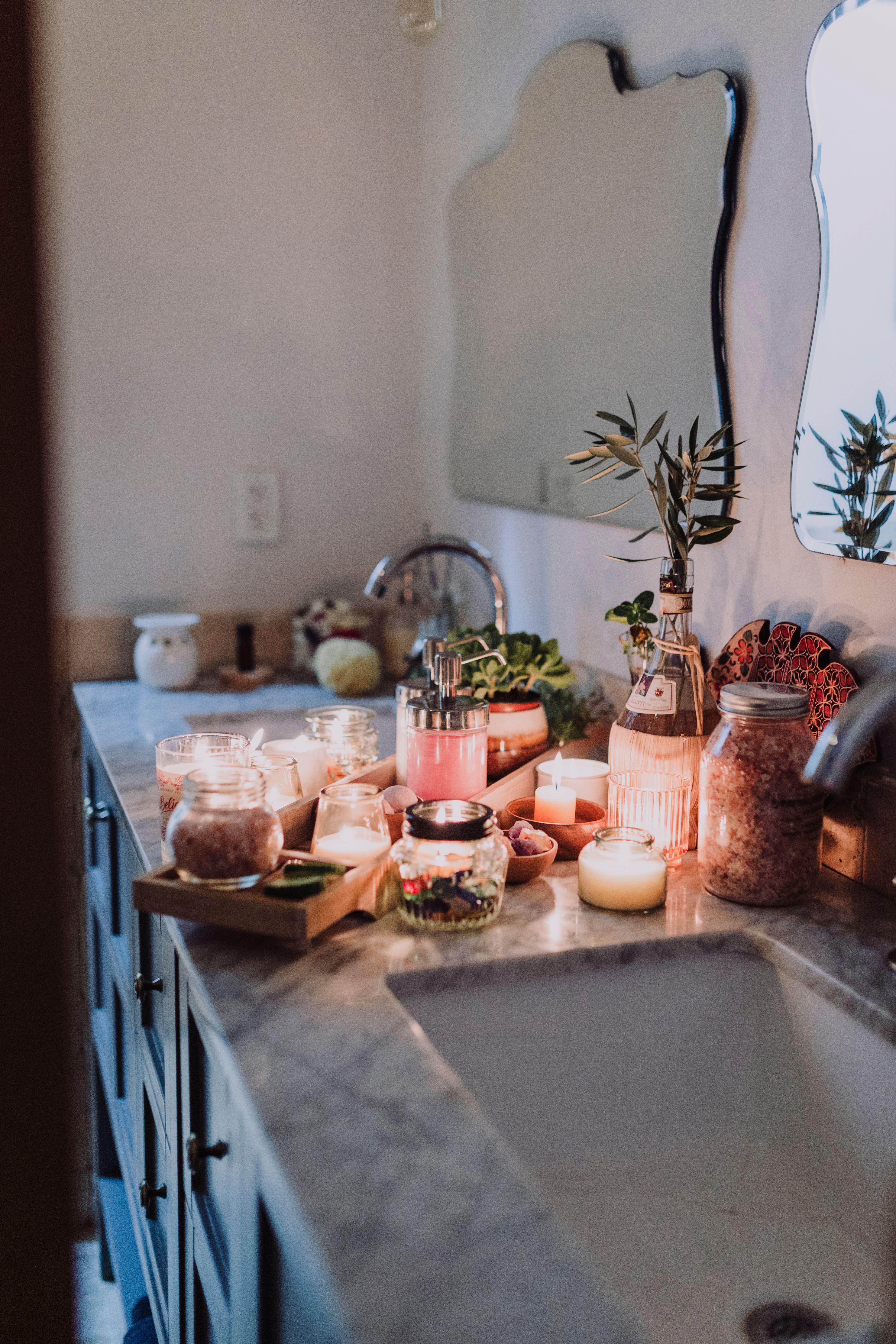 Natural Himalayan salt products in the home